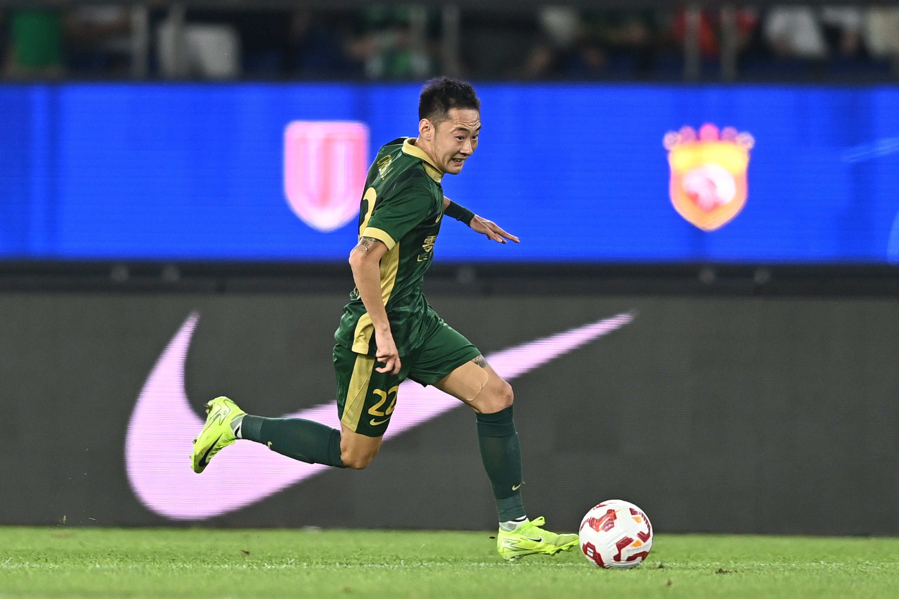 世俱杯夺冠赔率-程进红牌判罚无可争议 本赛季质疑者恐未观赛